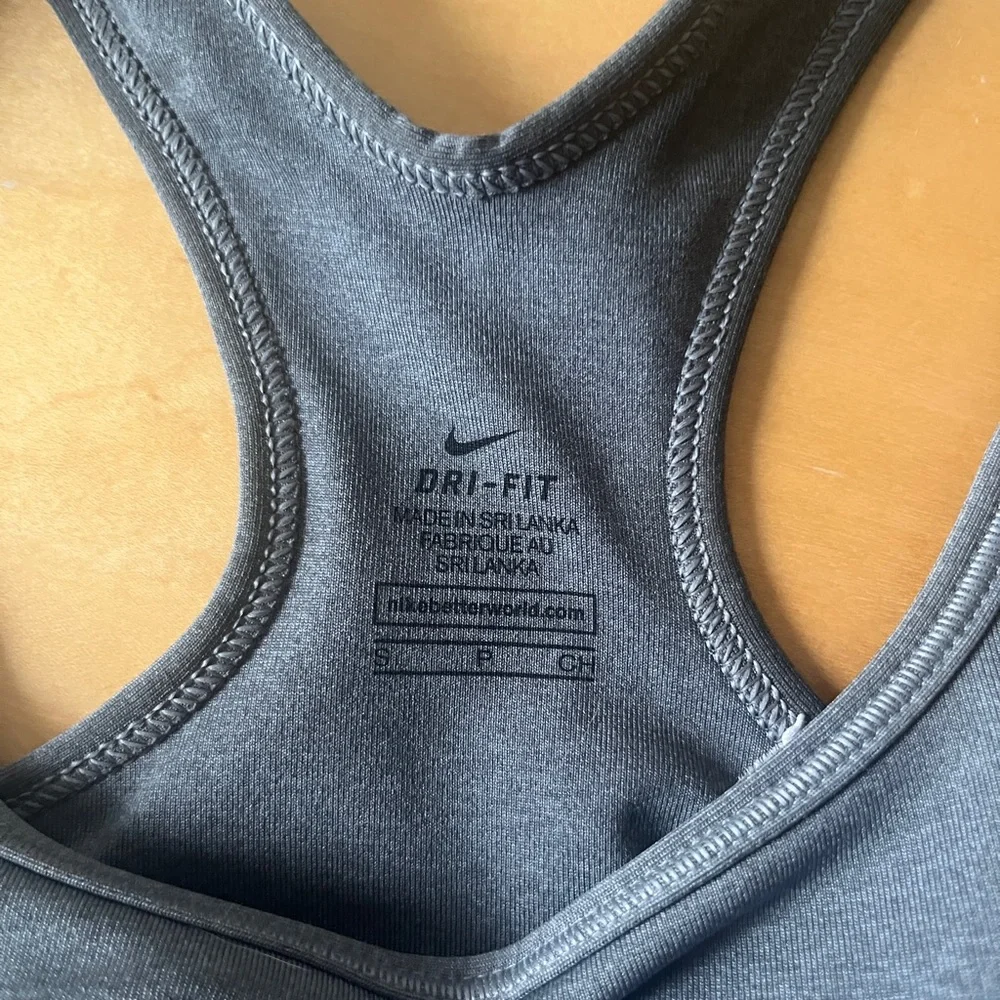 Nike Pro Sports Bra - Picture 3 of 3